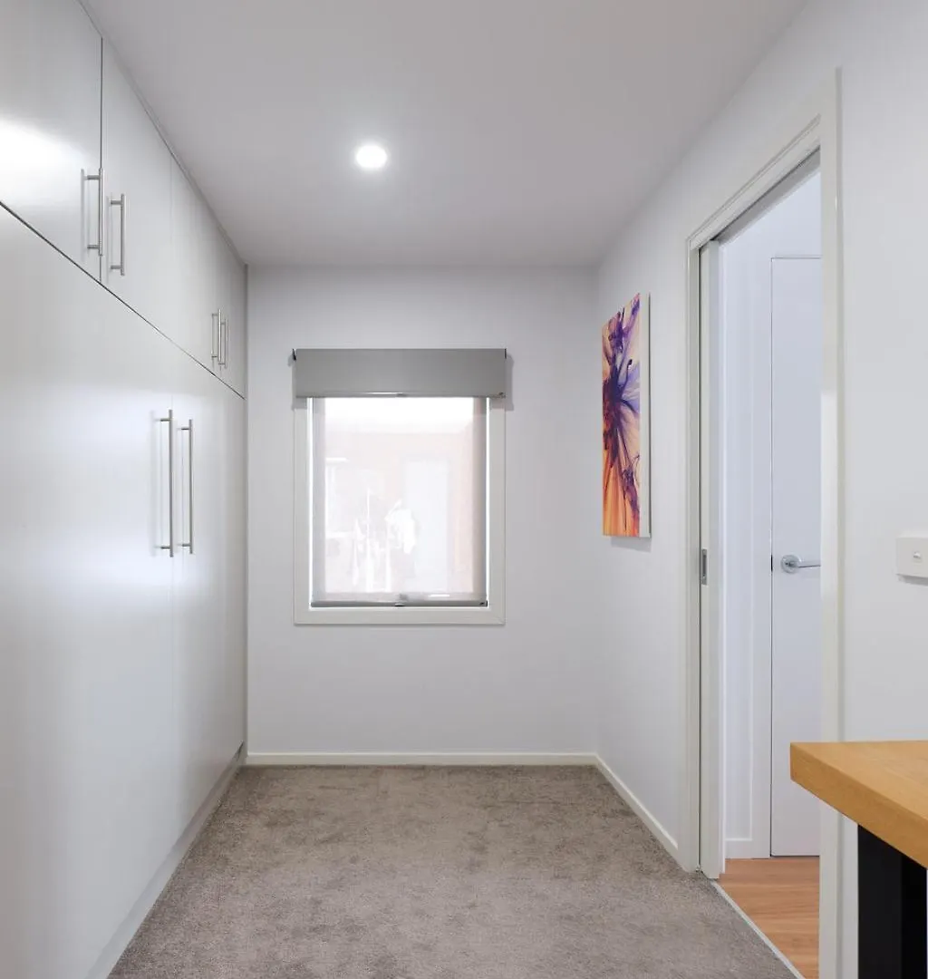 North Hobart Townhouse Close To The Action